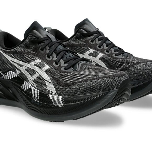 Asics Superblast 2 Black and White Running Sneakers Size 8.5 women/Size 7 men - Picture 1 of 9
